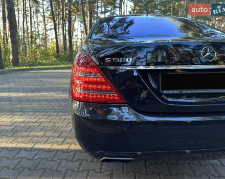 Черный Мерседес С Класс, объемом двигателя 5.5 л и пробегом 399 тыс. км за 13500 $, фото 5 на Automoto.ua