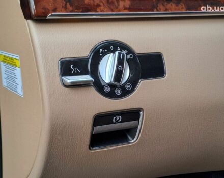 Черный Мерседес С Класс, объемом двигателя 5.5 л и пробегом 261 тыс. км за 10490 $, фото 11 на Automoto.ua