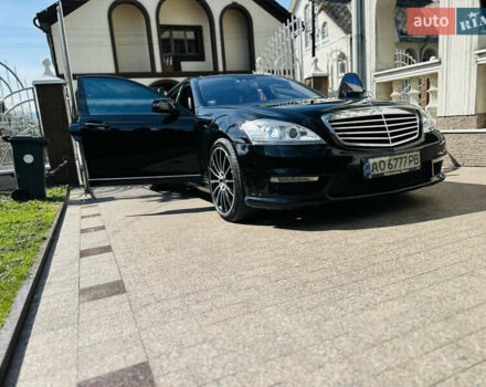 Черный Мерседес С Класс, объемом двигателя 5.5 л и пробегом 210 тыс. км за 12900 $, фото 11 на Automoto.ua