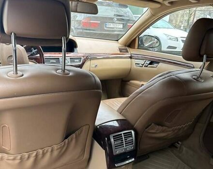 Чорний Мерседес С Клас, об'ємом двигуна 5.5 л та пробігом 180 тис. км за 13500 $, фото 11 на Automoto.ua