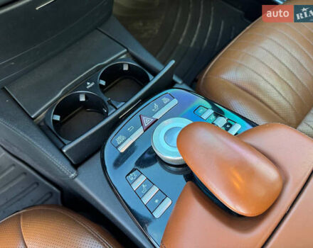 Черный Мерседес С Класс, объемом двигателя 4.66 л и пробегом 302 тыс. км за 9900 $, фото 24 на Automoto.ua