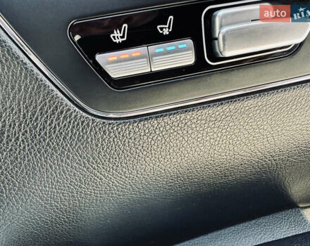 Черный Мерседес С Класс, объемом двигателя 5.5 л и пробегом 210 тыс. км за 12900 $, фото 12 на Automoto.ua