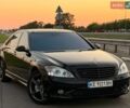 Черный Мерседес С Класс, объемом двигателя 5.5 л и пробегом 205 тыс. км за 9999 $, фото 1 на Automoto.ua