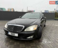 Черный Мерседес С Класс, объемом двигателя 2.99 л и пробегом 300 тыс. км за 10500 $, фото 2 на Automoto.ua
