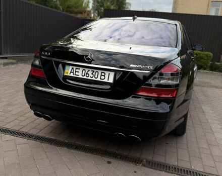 Черный Мерседес С Класс, объемом двигателя 6.21 л и пробегом 83 тыс. км за 26000 $, фото 17 на Automoto.ua