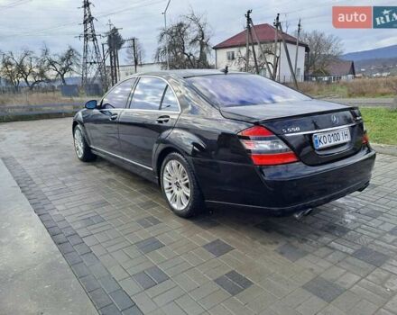 Черный Мерседес С Класс, объемом двигателя 5.5 л и пробегом 341 тыс. км за 8000 $, фото 9 на Automoto.ua