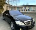 Черный Мерседес С Класс, объемом двигателя 5.5 л и пробегом 180 тыс. км за 14300 $, фото 2 на Automoto.ua