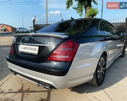 Черный Мерседес С Класс, объемом двигателя 5.46 л и пробегом 206 тыс. км за 14490 $, фото 8 на Automoto.ua