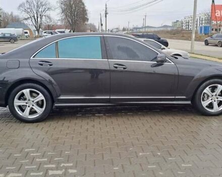 Чорний Мерседес С Клас, об'ємом двигуна 5.46 л та пробігом 357 тис. км за 9999 $, фото 3 на Automoto.ua