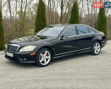 Черный Мерседес С Класс, объемом двигателя 5.46 л и пробегом 270 тыс. км за 9500 $, фото 3 на Automoto.ua