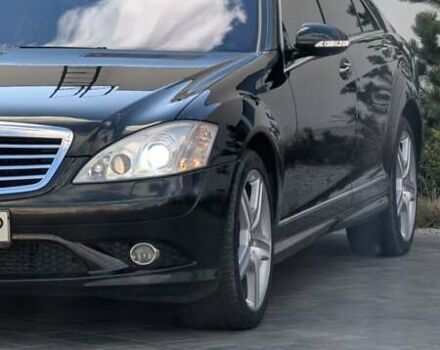 Черный Мерседес С Класс, объемом двигателя 2.99 л и пробегом 375 тыс. км за 10999 $, фото 2 на Automoto.ua