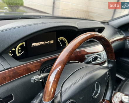 Черный Мерседес С Класс, объемом двигателя 5.46 л и пробегом 243 тыс. км за 14990 $, фото 19 на Automoto.ua