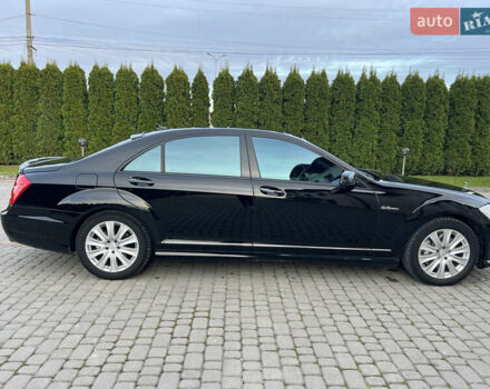 Черный Мерседес С Класс, объемом двигателя 5.46 л и пробегом 243 тыс. км за 14990 $, фото 9 на Automoto.ua