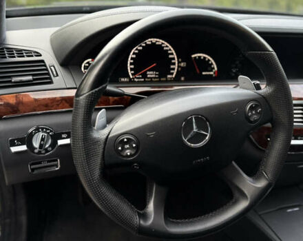 Черный Мерседес С Класс, объемом двигателя 6.21 л и пробегом 83 тыс. км за 26000 $, фото 31 на Automoto.ua