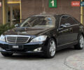Черный Мерседес С Класс, объемом двигателя 5.5 л и пробегом 290 тыс. км за 10000 $, фото 3 на Automoto.ua