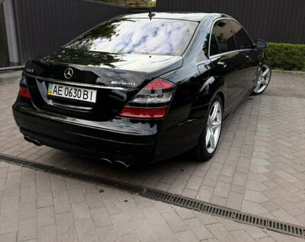 Черный Мерседес С Класс, объемом двигателя 6.21 л и пробегом 83 тыс. км за 26000 $, фото 19 на Automoto.ua