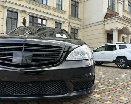 Черный Мерседес С Класс, объемом двигателя 5.5 л и пробегом 260 тыс. км за 13000 $, фото 10 на Automoto.ua