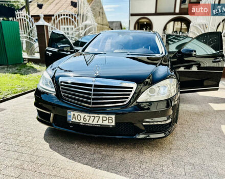 Черный Мерседес С Класс, объемом двигателя 5.5 л и пробегом 210 тыс. км за 12900 $, фото 13 на Automoto.ua