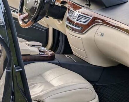 Черный Мерседес С Класс, объемом двигателя 2.99 л и пробегом 375 тыс. км за 10999 $, фото 68 на Automoto.ua