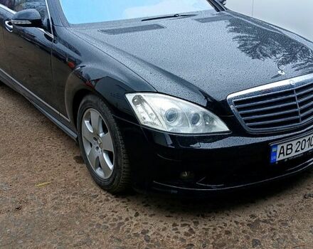 Чорний Мерседес С Клас, об'ємом двигуна 5.4 л та пробігом 208 тис. км за 17500 $, фото 3 на Automoto.ua