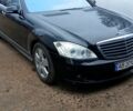 Чорний Мерседес С Клас, об'ємом двигуна 5.4 л та пробігом 208 тис. км за 17500 $, фото 3 на Automoto.ua