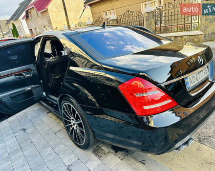 Черный Мерседес С Класс, объемом двигателя 5.5 л и пробегом 210 тыс. км за 12900 $, фото 64 на Automoto.ua
