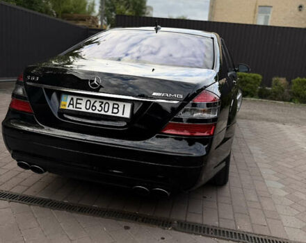 Черный Мерседес С Класс, объемом двигателя 6.21 л и пробегом 83 тыс. км за 26000 $, фото 18 на Automoto.ua