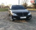Черный Мерседес С Класс, объемом двигателя 4.7 л и пробегом 197 тыс. км за 9999 $, фото 1 на Automoto.ua