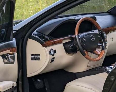 Черный Мерседес С Класс, объемом двигателя 2.99 л и пробегом 375 тыс. км за 10999 $, фото 69 на Automoto.ua