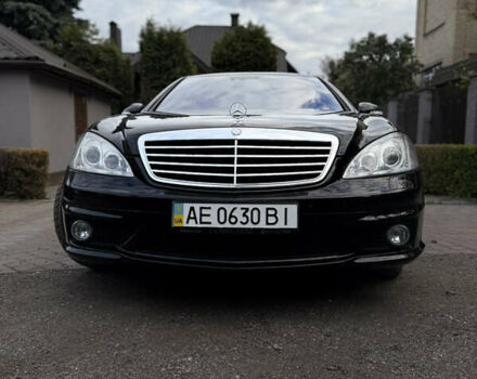 Черный Мерседес С Класс, объемом двигателя 6.21 л и пробегом 83 тыс. км за 26000 $, фото 9 на Automoto.ua