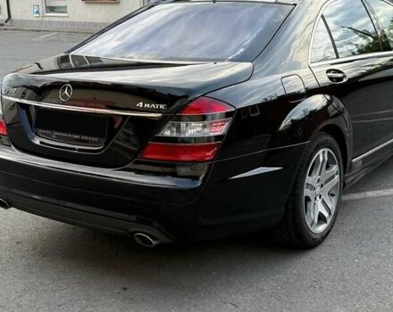 Черный Мерседес С Класс, объемом двигателя 5.46 л и пробегом 440 тыс. км за 10000 $, фото 3 на Automoto.ua