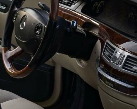 Черный Мерседес С Класс, объемом двигателя 2.99 л и пробегом 375 тыс. км за 10999 $, фото 17 на Automoto.ua