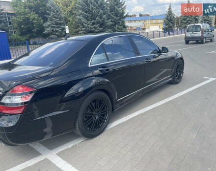 Чорний Мерседес С Клас, об'ємом двигуна 5.5 л та пробігом 260 тис. км за 12999 $, фото 38 на Automoto.ua