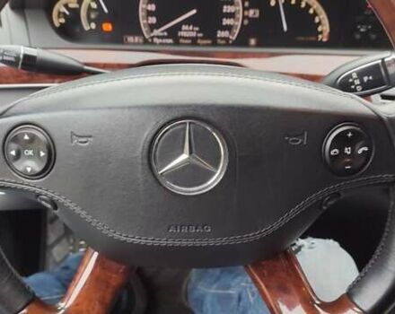 Чорний Мерседес С Клас, об'ємом двигуна 5.5 л та пробігом 198 тис. км за 12000 $, фото 12 на Automoto.ua