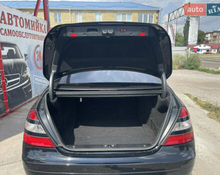 Чорний Мерседес С Клас, об'ємом двигуна 5.5 л та пробігом 260 тис. км за 12999 $, фото 33 на Automoto.ua