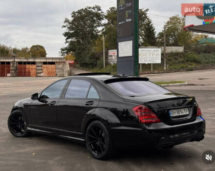 Черный Мерседес С Класс, объемом двигателя 5.46 л и пробегом 258 тыс. км за 15000 $, фото 3 на Automoto.ua