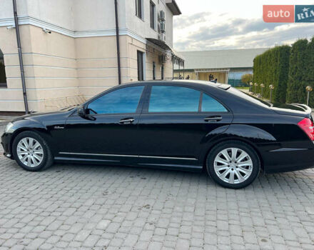 Черный Мерседес С Класс, объемом двигателя 5.46 л и пробегом 250 тыс. км за 15000 $, фото 21 на Automoto.ua