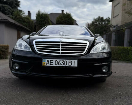 Черный Мерседес С Класс, объемом двигателя 6.21 л и пробегом 83 тыс. км за 26000 $, фото 10 на Automoto.ua