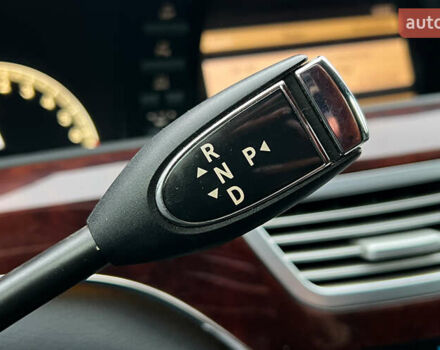 Черный Мерседес С Класс, объемом двигателя 3.5 л и пробегом 245 тыс. км за 13750 $, фото 12 на Automoto.ua