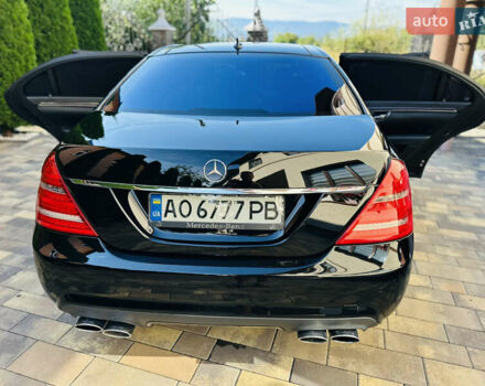 Черный Мерседес С Класс, объемом двигателя 5.5 л и пробегом 210 тыс. км за 12900 $, фото 29 на Automoto.ua