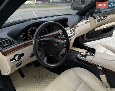 Мерседес С Класс 2008 в Хмельницком на Automoto.ua Черный Мерседес С Класс, объемом двигателя 3 л и пробегом 388 тыс. км за 10700 $, фото 50 на Automoto.ua