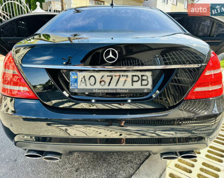 Черный Мерседес С Класс, объемом двигателя 5.5 л и пробегом 210 тыс. км за 12900 $, фото 101 на Automoto.ua