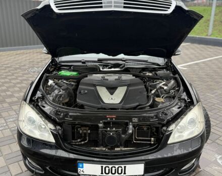 Черный Мерседес С Класс, объемом двигателя 3 л и пробегом 226 тыс. км за 10000 $, фото 11 на Automoto.ua