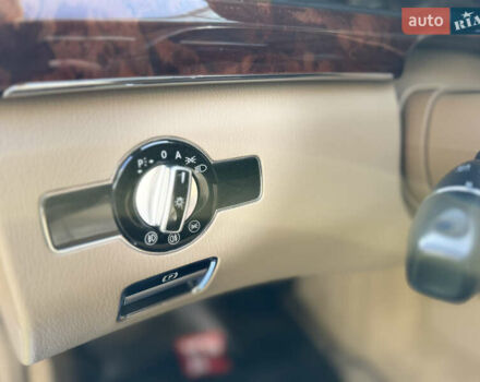 Черный Мерседес С Класс, объемом двигателя 5.5 л и пробегом 288 тыс. км за 10500 $, фото 37 на Automoto.ua