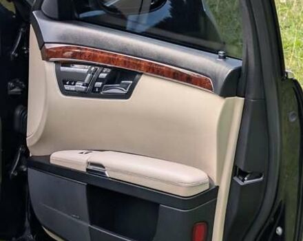 Чорний Мерседес С Клас, об'ємом двигуна 2.99 л та пробігом 375 тис. км за 11499 $, фото 59 на Automoto.ua