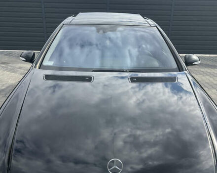 Черный Мерседес С Класс, объемом двигателя 5.5 л и пробегом 165 тыс. км за 15500 $, фото 3 на Automoto.ua