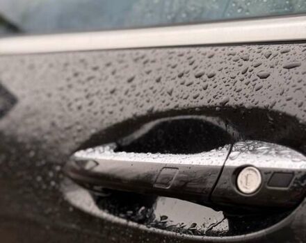 Черный Мерседес С Класс, объемом двигателя 5.5 л и пробегом 237 тыс. км за 9999 $, фото 1 на Automoto.ua