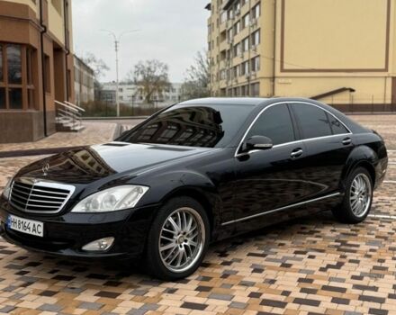 Черный Мерседес С Класс, объемом двигателя 3 л и пробегом 220 тыс. км за 13600 $, фото 1 на Automoto.ua