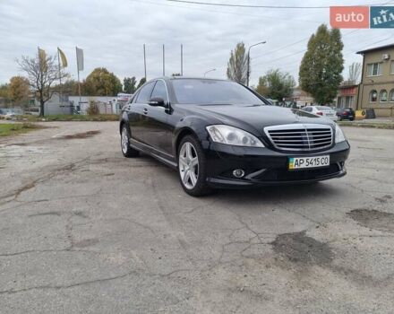 Черный Мерседес С Класс, объемом двигателя 5.5 л и пробегом 132 тыс. км за 21500 $, фото 17 на Automoto.ua
