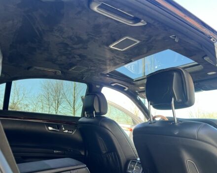 Чорний Мерседес С Клас, об'ємом двигуна 5.5 л та пробігом 300 тис. км за 11800 $, фото 21 на Automoto.ua